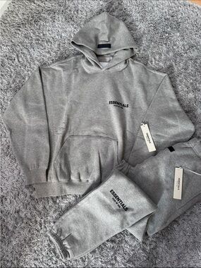Full Set Essentials Gray Logo Hoodie +Sweatpants — Classic Light Gray Joggers